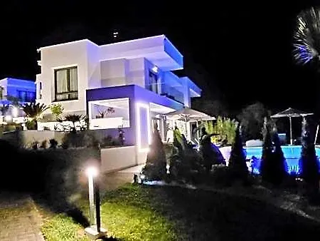 فندق Nooa 4*